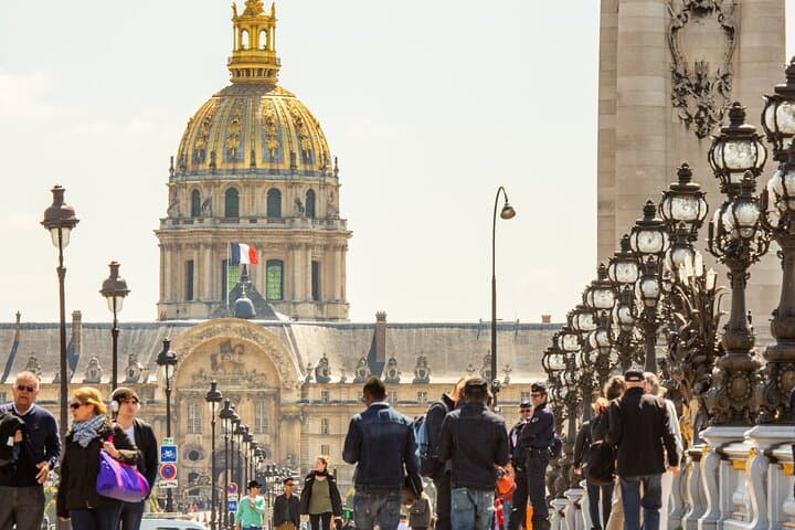Explore Paris in a Vintage Van