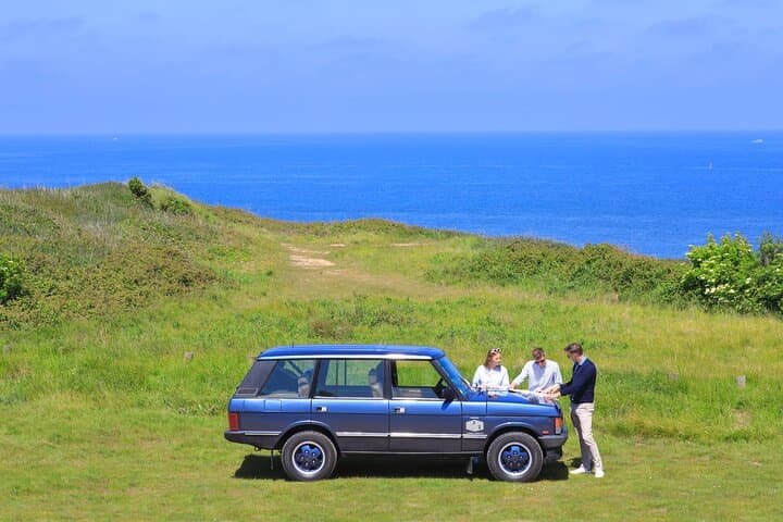 From Caen or Bayeux: D Day and Food Range Rover Half Day Tour