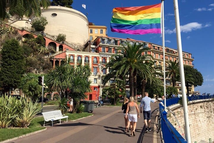 6 Hours Tour to Nice, Antibes, Grasse