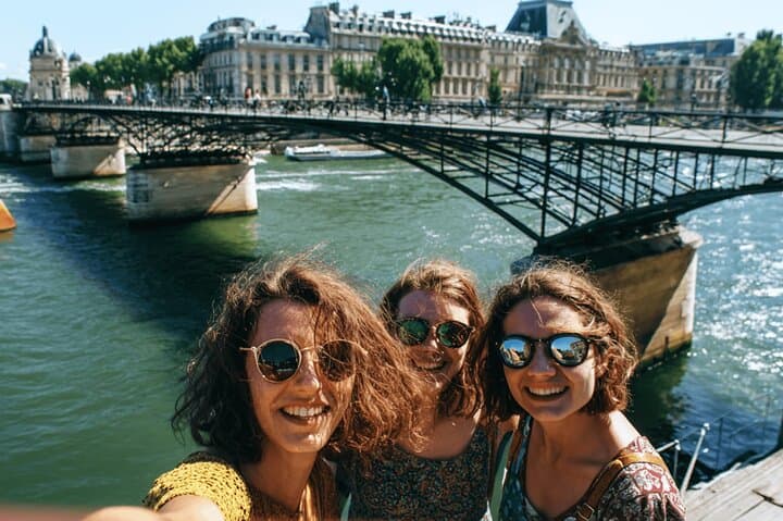 Paris Self-Guided Walking Tour through Art and History