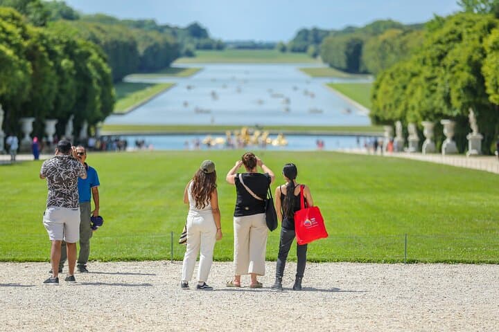Versailles Palace and Gardens Half Day Guided Tour from Paris