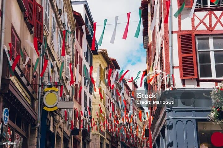 Bayonne Walking Tour