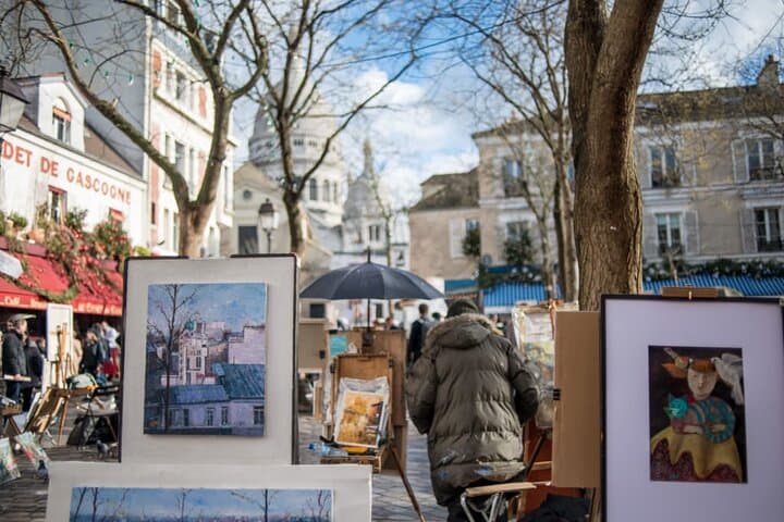Paris Montmartre Free Walking Tour in English