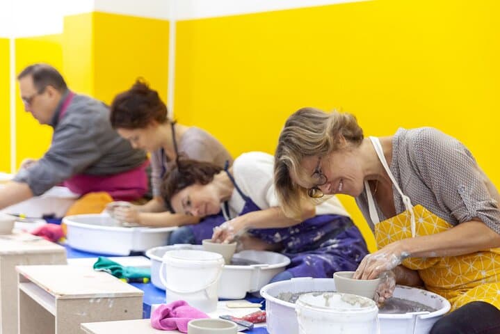 Introduction to Filming EN Ceramic Pottery in Paris