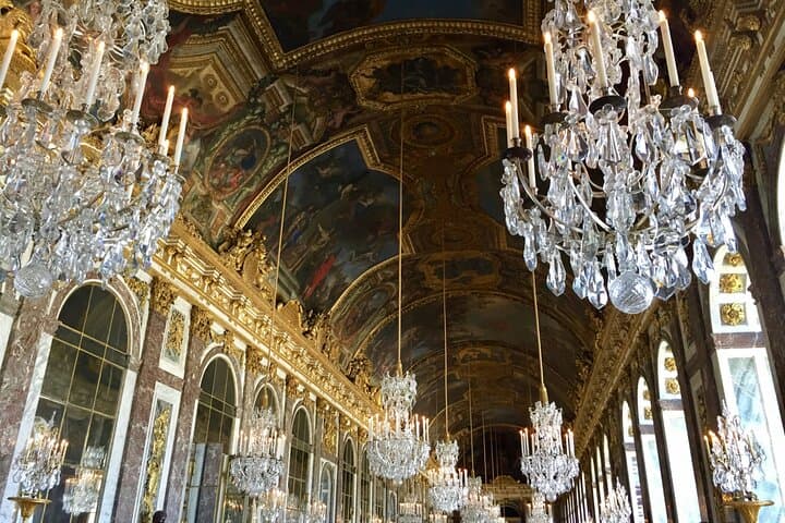 Versailles Palace and Gardens Private Experience