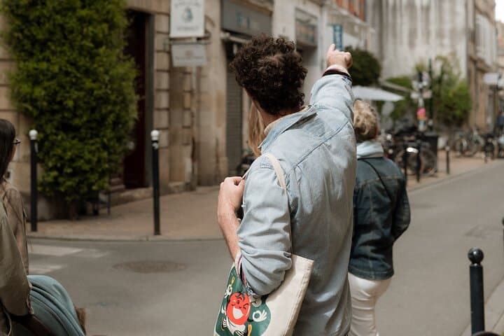 Bordeaux Wine, Pastries and Bistro Lunch by Food Lover Tour