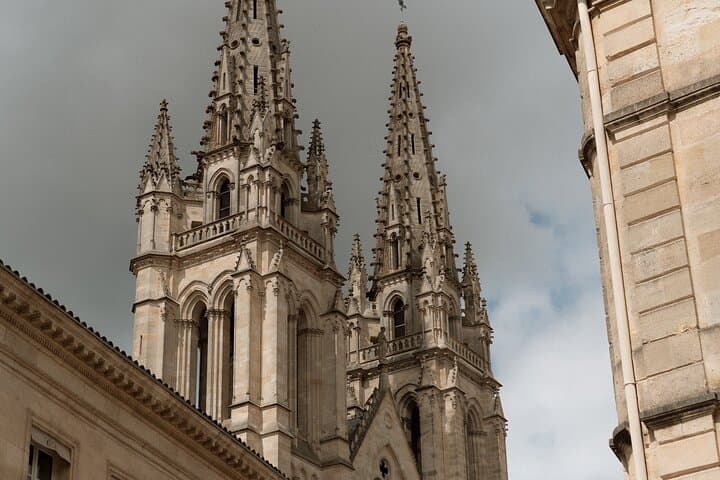Bordeaux Wine, Pastries and Bistro Lunch by Food Lover Tour