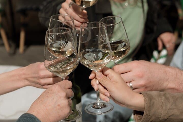 Bordeaux Wine, Pastries and Bistro Lunch by Food Lover Tour