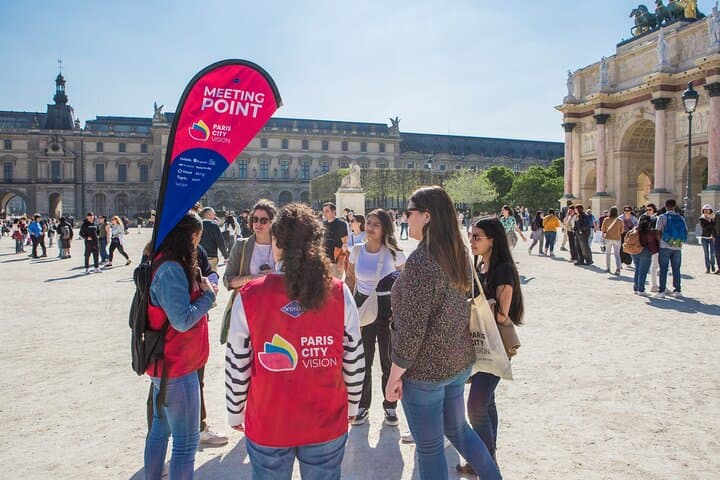 Louvre Museum Guided Tour with Orsay Museum Ticket Option