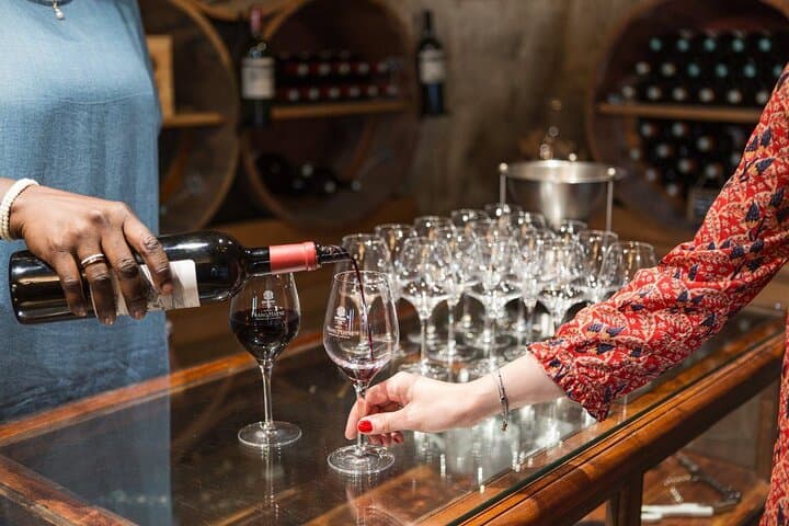 Wine tour Saint Emilion, sound and light show