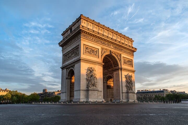 Paris Museum Pass 2, 4 to 6 Days Access to Iconic Attractions