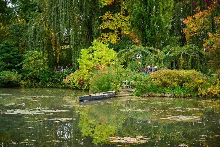 Monet’s House & Gardens Giverny Small Group Tour from Paris