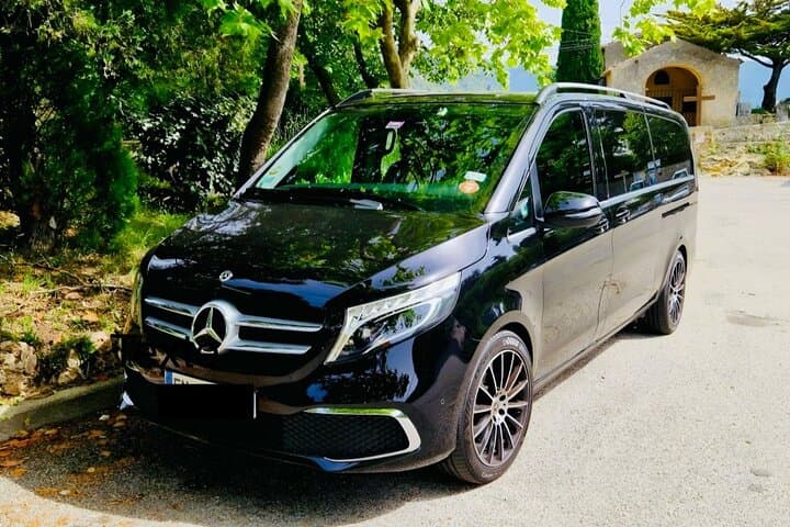 Private transfer DE Grenoble Airport to Val-d'Isèr