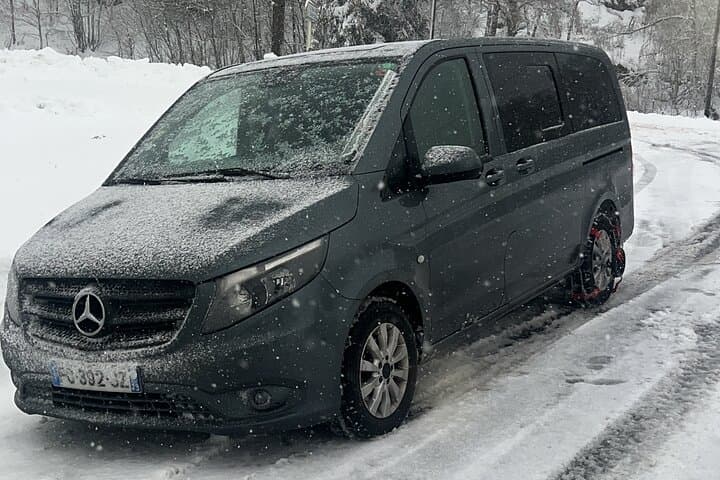 Private transfer DE Grenoble Airport to Val-d'Isèr