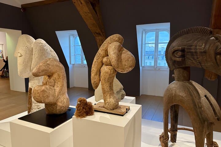 Guided Visit to the Museum of Picasso