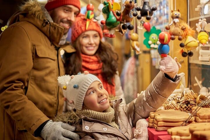 Family game EN Paris Noël