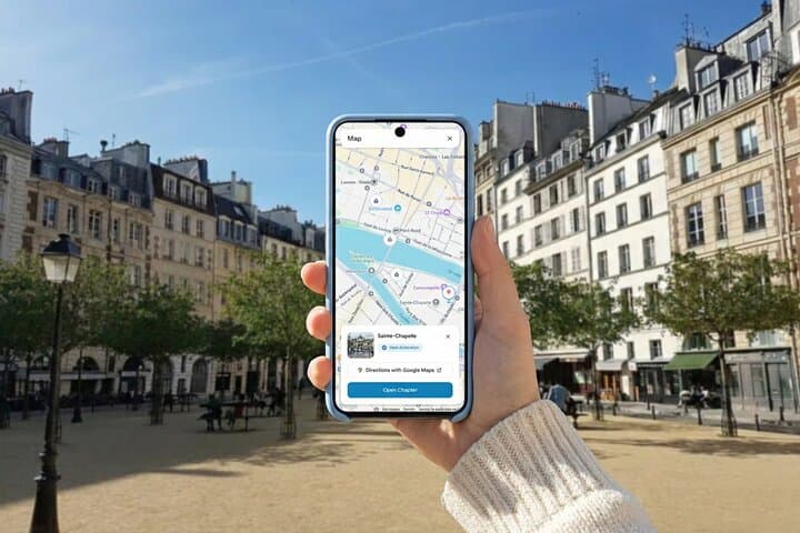 Paris self-guided walking tour with audio stories and quizzes