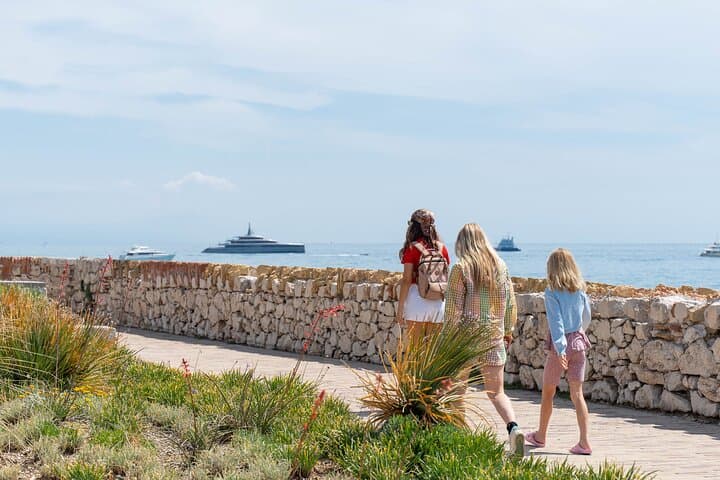Antibes' Hidden Gems: Walking Tour Alongside a Local Guide