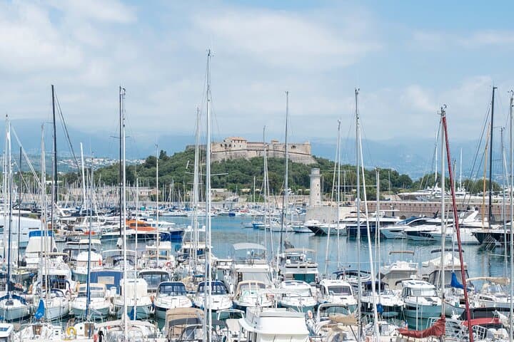 Antibes' Hidden Gems: Walking Tour Alongside a Local Guide