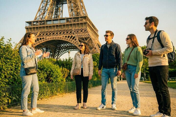 Best of Paris: Eiffel Tower Summit or 2nd Floor Guided Tour
