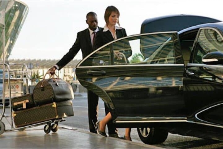 Private transfer from CDG or ORY airport to the city of Paris