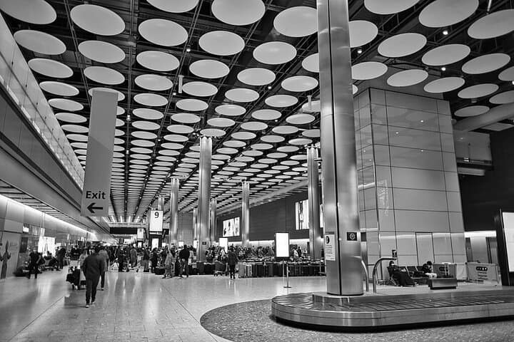 Private transfer from CDG or ORY airport to the city of Paris