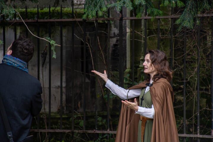 Unique Joan of Arc immersive tour in Rouen with an actress
