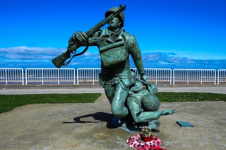 Honfleur Shore Excursion: Private D-Day Beaches Tour