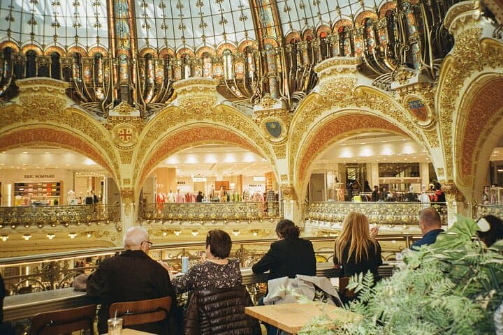 History of Fashion: Haute Couture and Revolution in Paris
