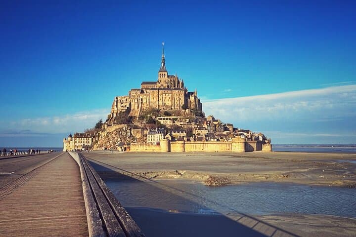 Private Experience Mont Saint Michel - Daytrip from Paris