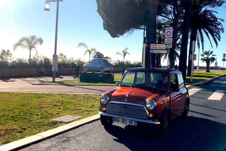 Mini Austin 1987 on the French Riviera with Driver Guide