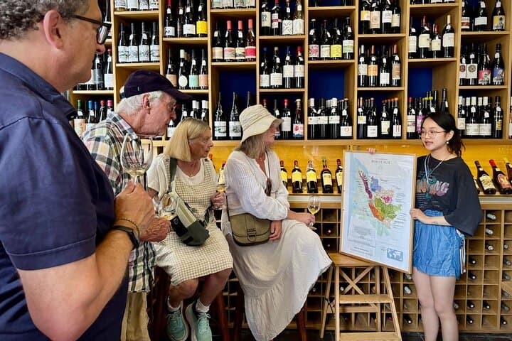 Bordeaux Private Food Tasting Tour with Local Expert
