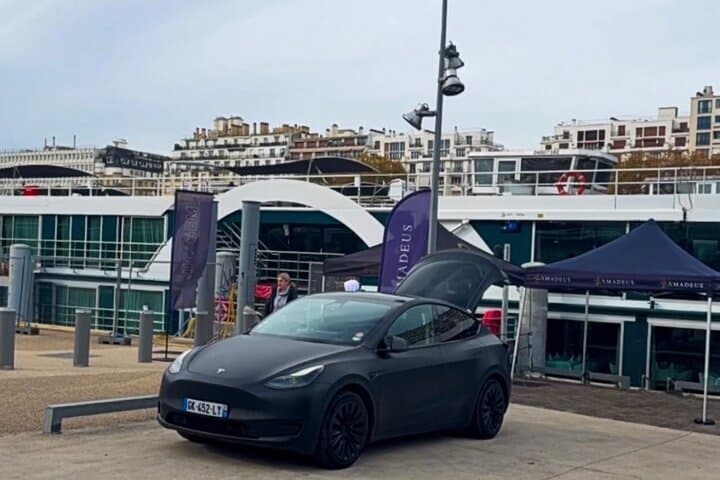 CDG Airport to Paris – Private Transfer with Meet & Greet