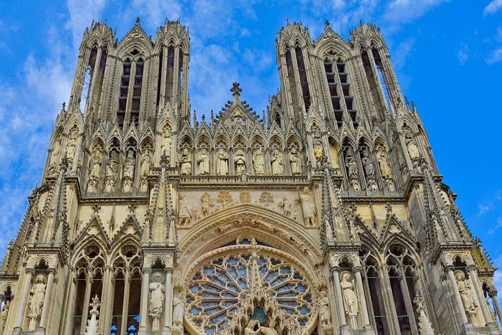 Reims Scavenger Hunt & Highlights Self-Guided Walking Tour