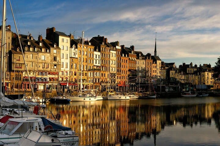 Private tour of Honfleur and Etretat from Le Havre and Honfleur