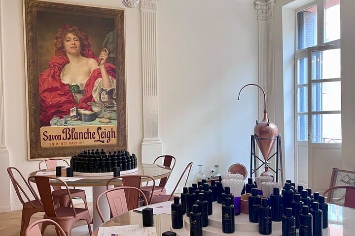 Molinard Premium Perfume Workshop Grasse City center