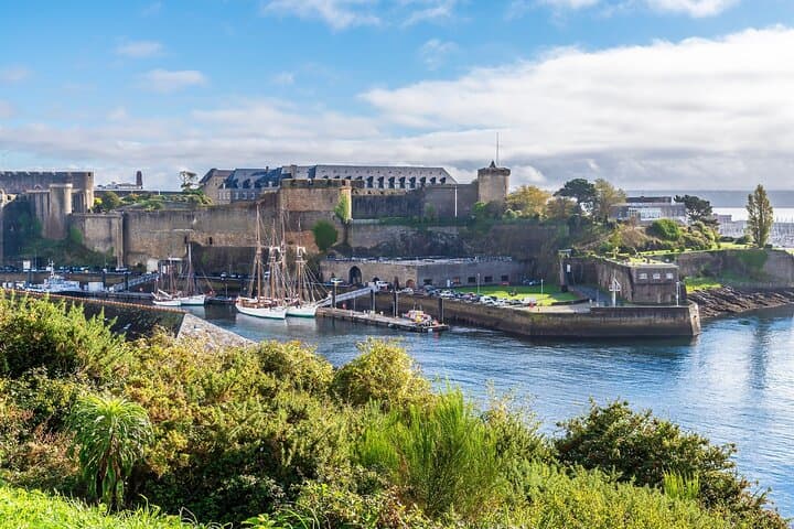 Brest Castle: The oldest monument in the city, home of the National Marine Museum, overlooking the mouth of the Penfeld.