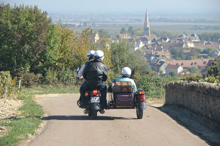 Vintage side car tour of the Burgundy region