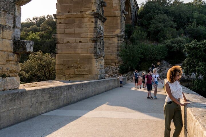 Saint Remy, Les Baux and Pont du Gard Small Group Half-Day Trip