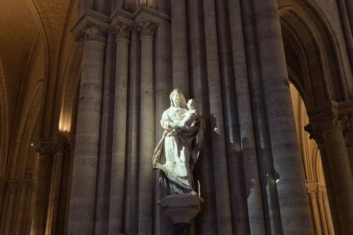 Notre Dame Cathedral Interior and Exterior Guided Tour