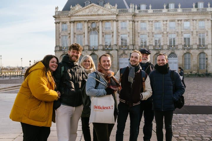 Bordeaux Walking Food Tour : History, Wine, Pastries & Aperitif