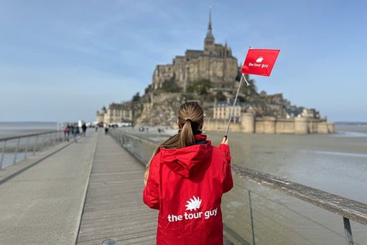 From Paris: Mont Saint-Michel Guided Day Trip with Entry