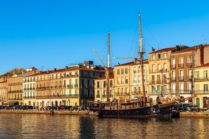 Sète Canals & Wine Heritage – Private Boat Shore Tour