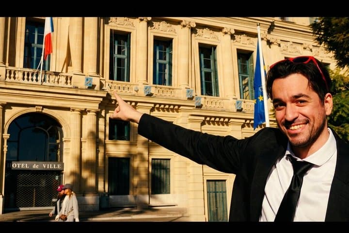 Festival Palace & La Croisette immersive tour with an actor guide
