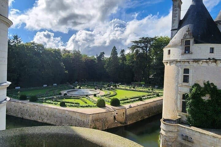 Paris to Loire Valley Castles and Wine Tasting Private Group Tour