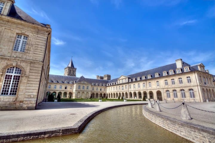 Private Shore Tour: Historic Caen Walking with Transfer from Port