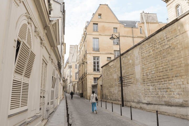 Paris: Saint Germain, Latin Quarter, and Notre Dame Walk