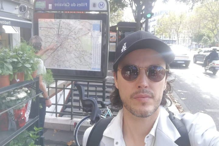 Paris Private First-Timers Tour: Iconic Landmarks & Crêpes