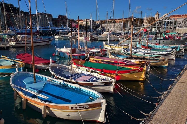 Cannes Walking Tour: Old Town & Perfume Workshop Experience