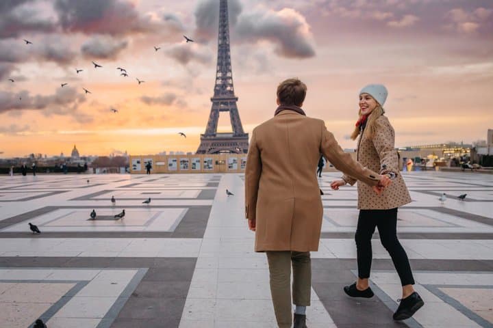 Paris Day Trip with private driver from Le Havre | Guide Optional